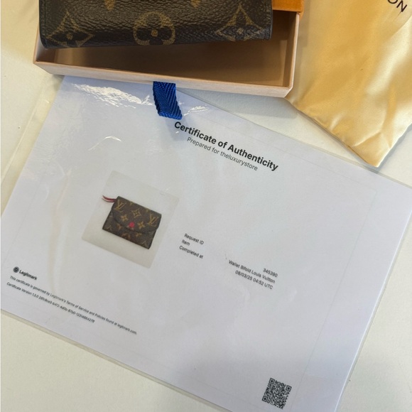 Louis Vuitton Rosalie Coin Purse. - Picture 9 of 9